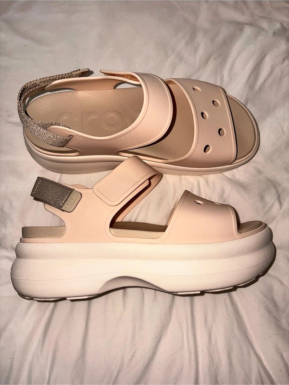 Crocs Classic Crush Sandal Platform Sandals in Pink